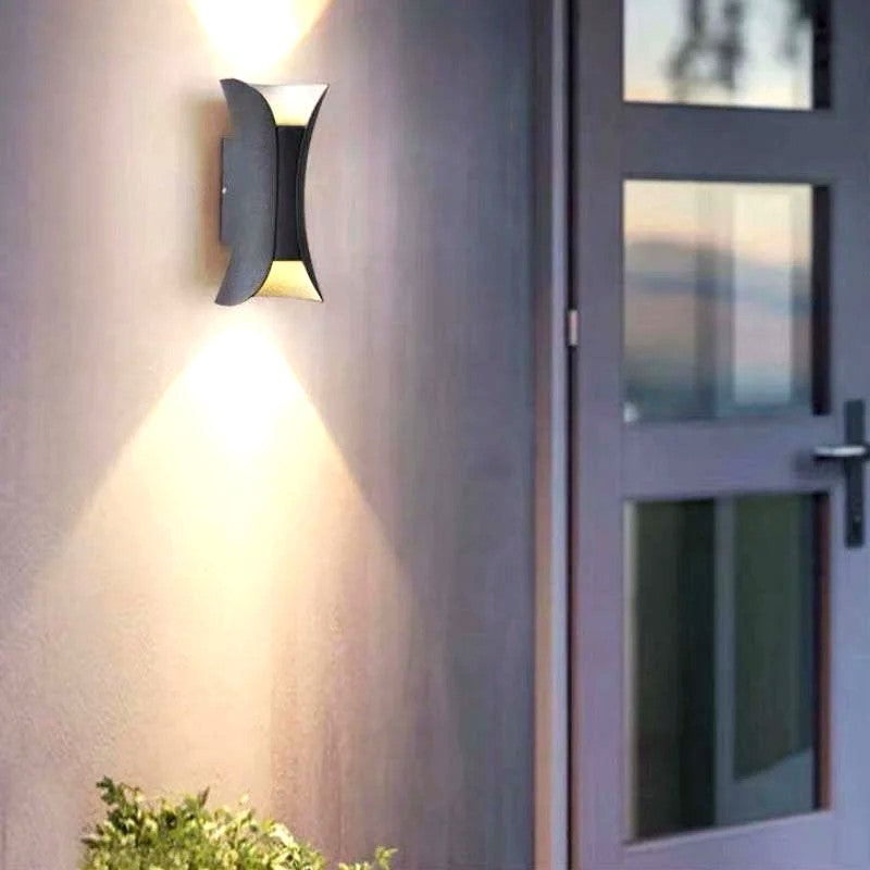 Applique Murale Extérieure LED IP65, Design Simple Moderne Métal, Cour