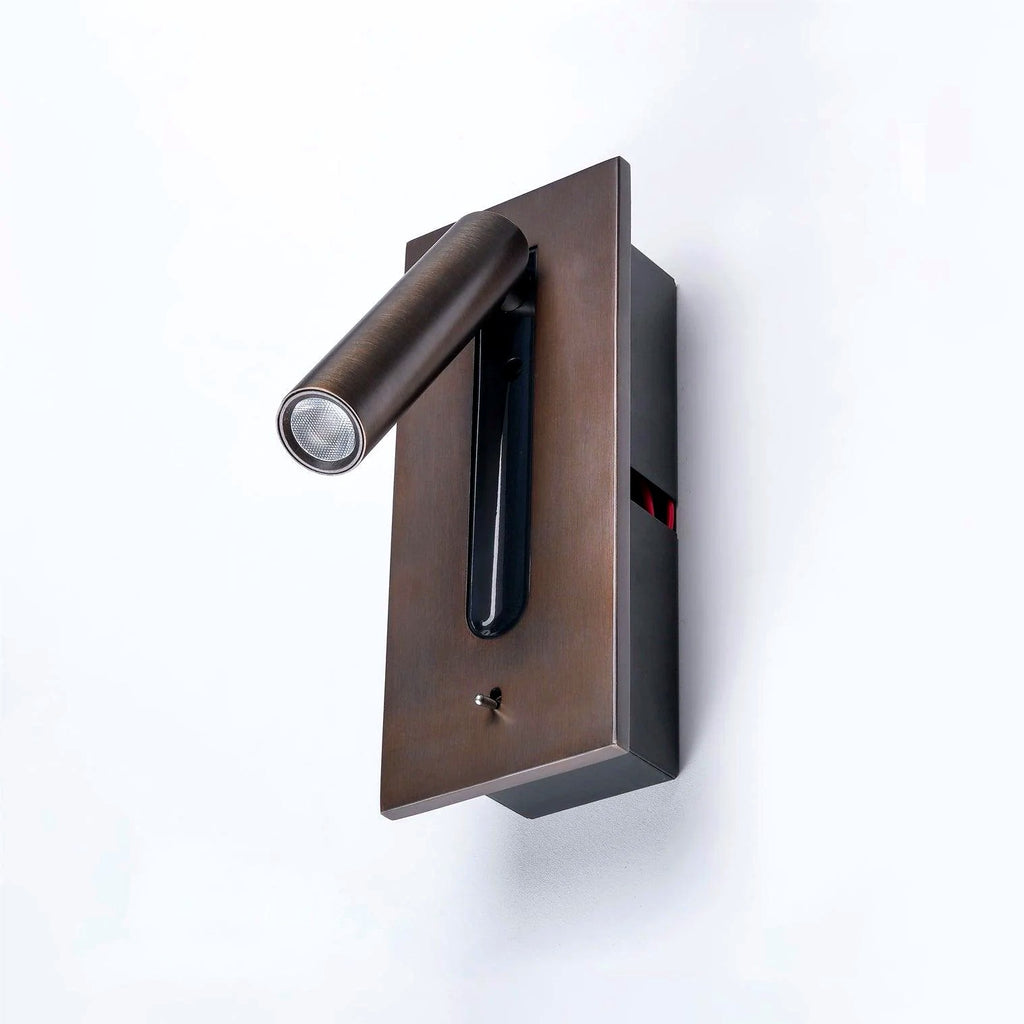 Applique Murale LED Bras Pivotant Réglable, Design Fin Élégant