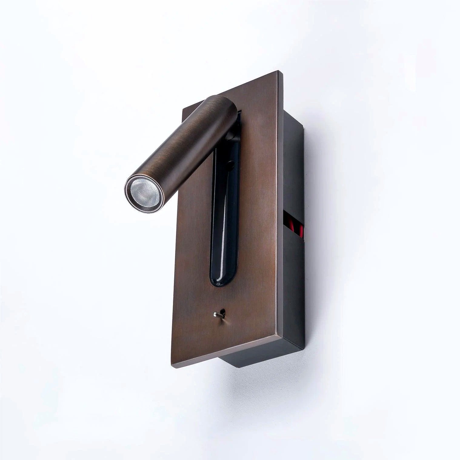 Applique Murale LED Bras Pivotant Réglable, Design Fin Élégant