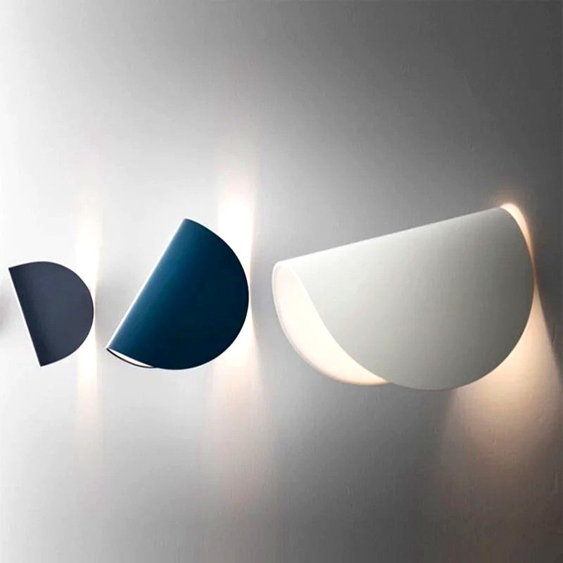 Applique Murale Rotative 360 Degrés Forme Conque, Métal Design