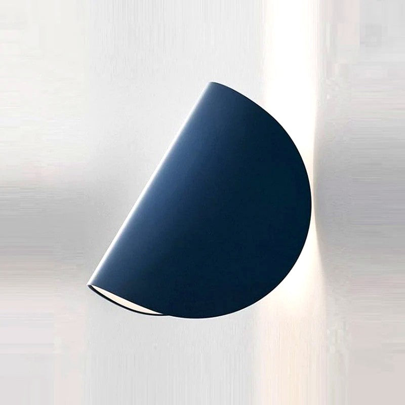 Applique Murale Rotative 360 Degrés Forme Conque, Métal Design