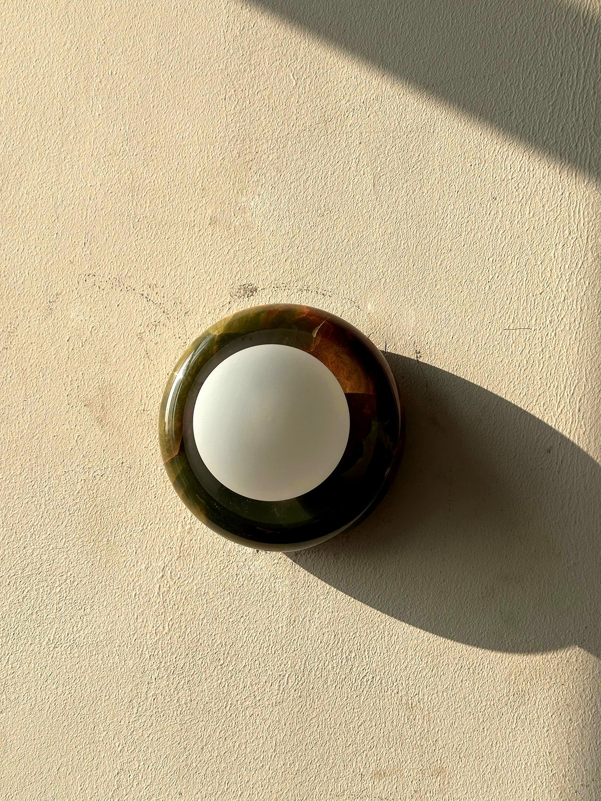Applique Murale Verre Jade Minimaliste, Halo Doux Contemporain