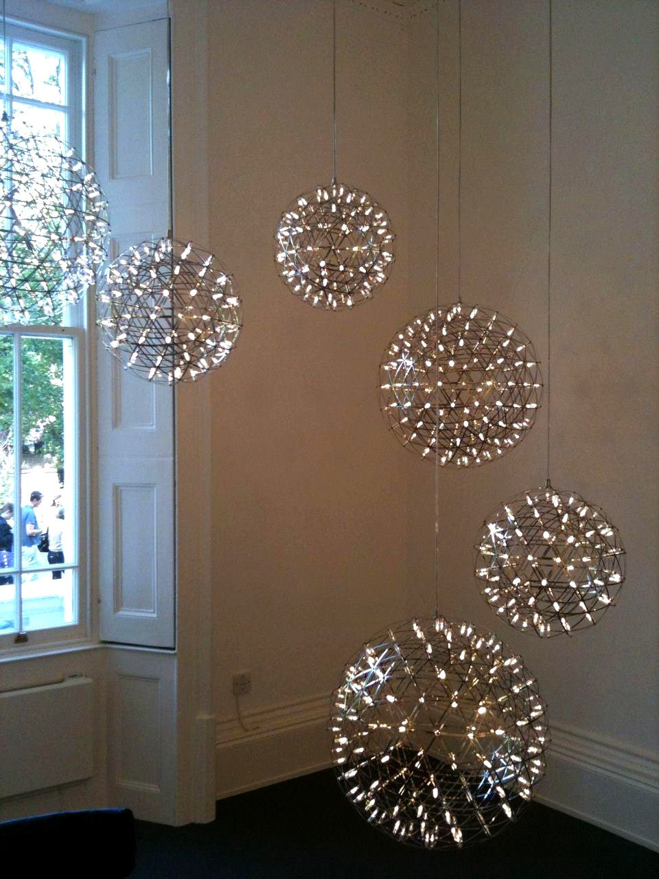 Suspension Boules Multiples Luxe Postmoderne, Sphères Métal Poli
