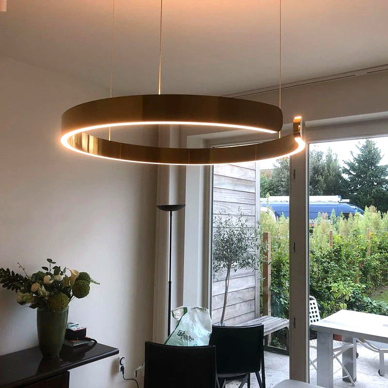 Suspension Cercles LED Anneaux Métal, Design Contemporain