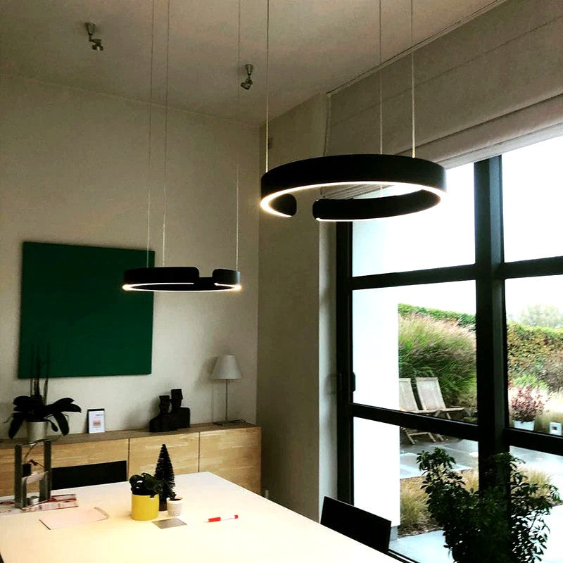 Suspension Cercles LED Anneaux Métal, Design Contemporain