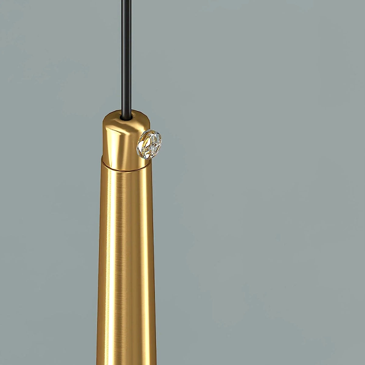 Suspension Cristal Moderne Monture Dorée, Reflets Précieux Élégants