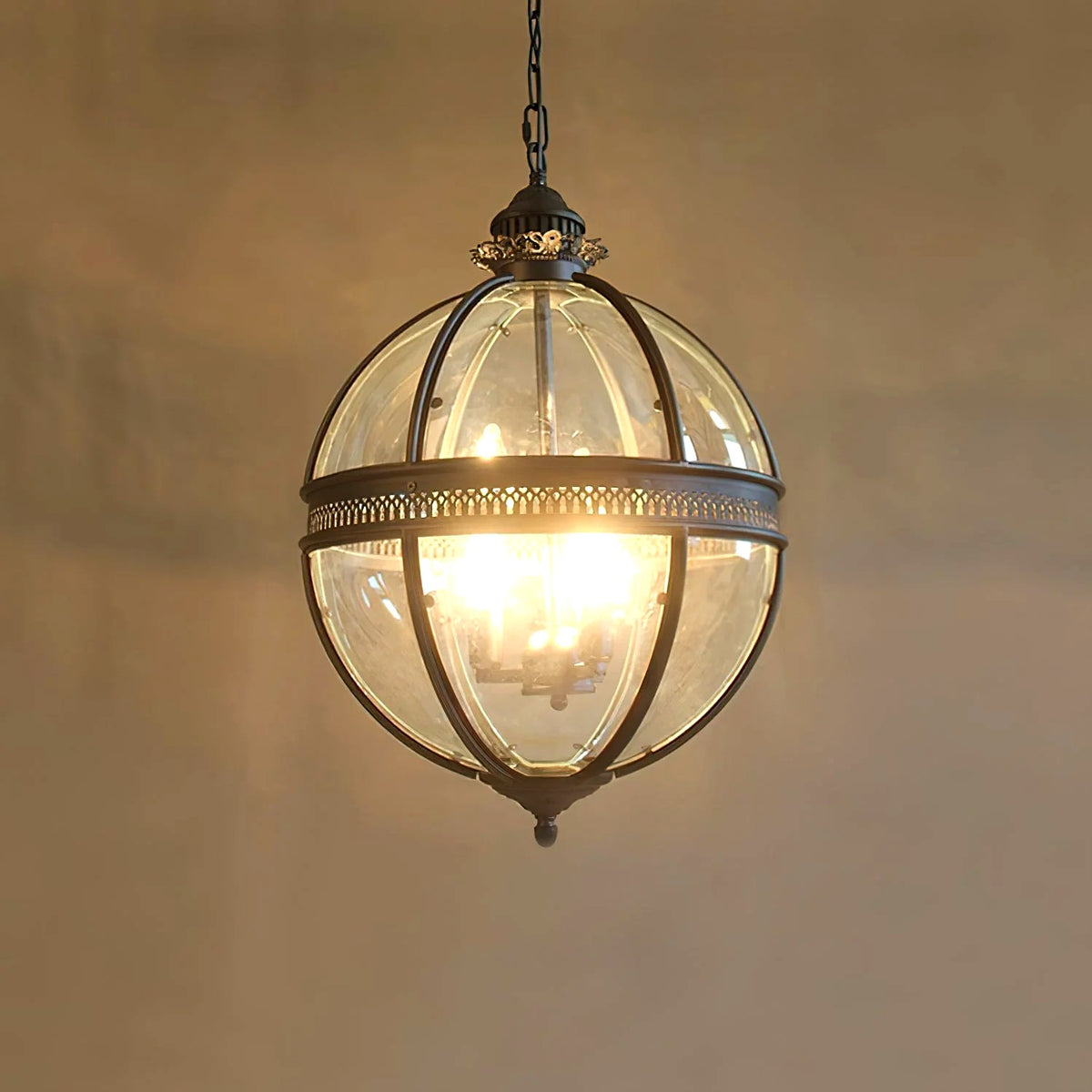 Suspension Rétro Verre Travaillé Élégante, Charme d'Époque Intemporel