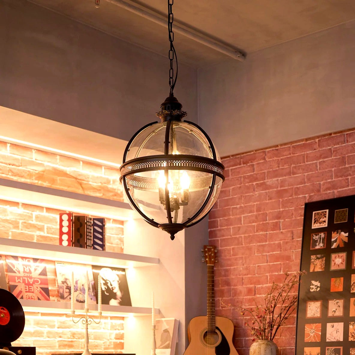 Suspension Rétro Verre Travaillé Élégante, Charme d'Époque Intemporel