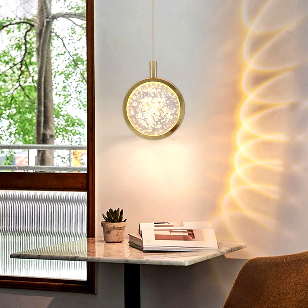 Suspension Ronde LED Métal Doré Cristal, Motifs Lumineux Décoratifs